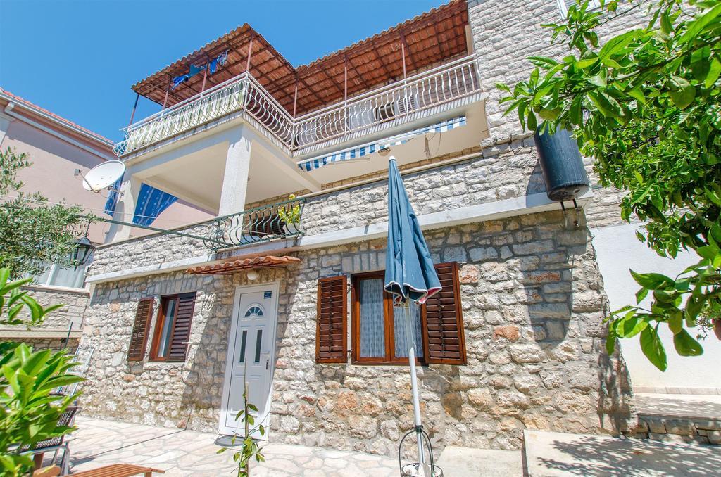 מילנה Apartments Vojka מראה חיצוני תמונה