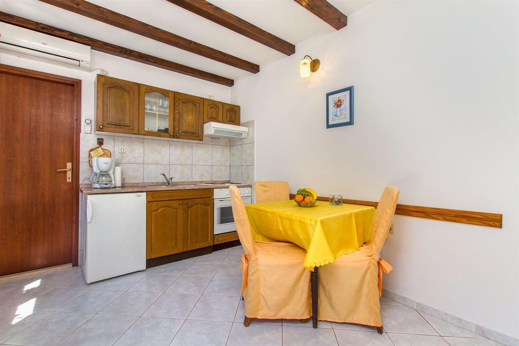 מילנה Apartments Vojka מראה חיצוני תמונה